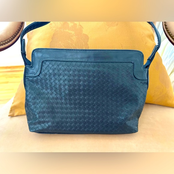 Genesis Basket Weave Woven in Midnight Blue - Picture 4 of 9